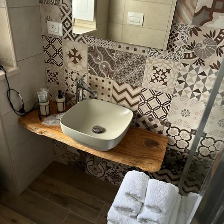 La Casetta Della Nonna ベッド・アンド・ブレックファスト 3*