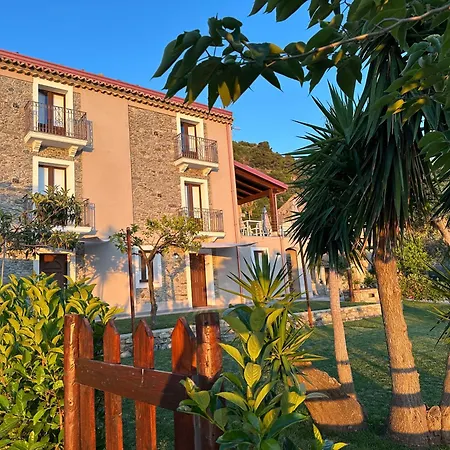 Bed and breakfast La Casetta Della Nonna 3*